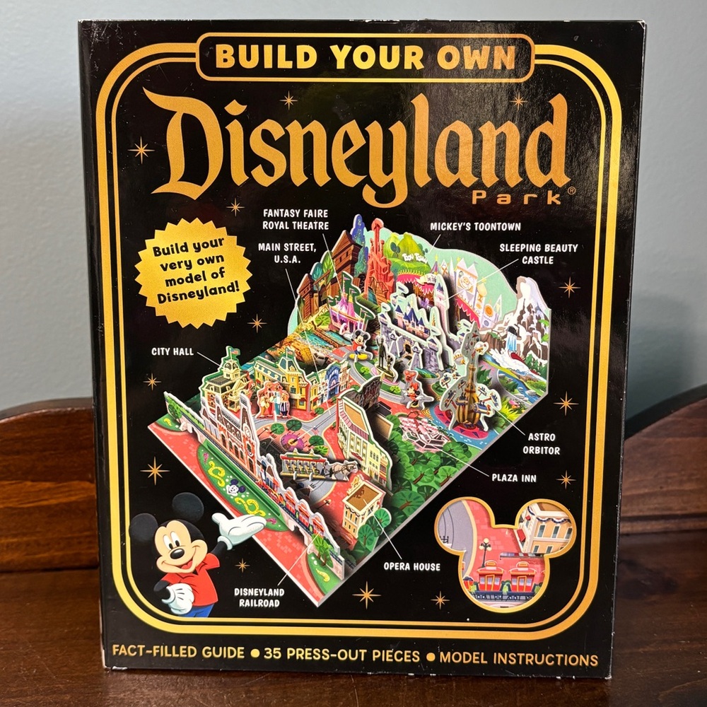 Disney: Build Your Own Disneyland Park (Press-Out 3D Model Activity Kit)